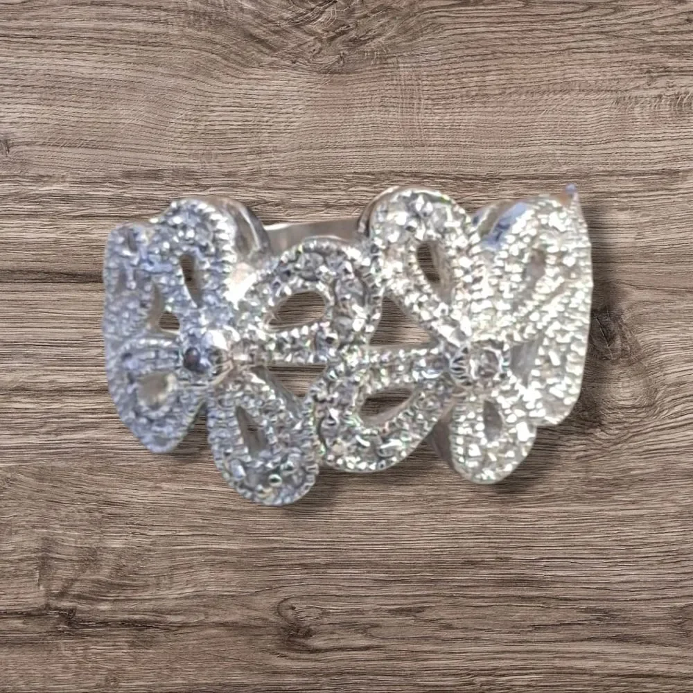 Lia Sophia Elegant Silver Floral Women's Ring SIZE 7